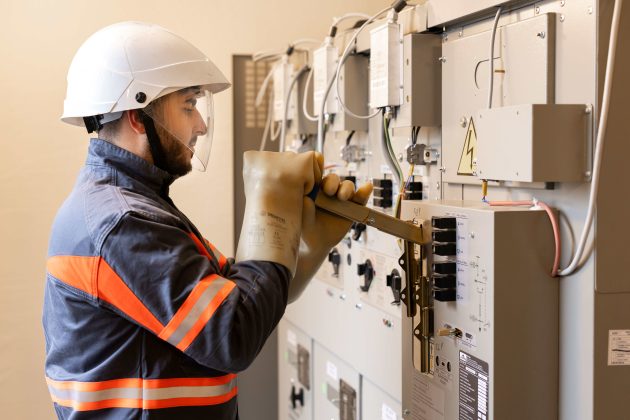 Lucrări de modernizare a rețelei electrice de peste 22 milioane de lei în județul Constanța, anunțate de Rețele Electrice