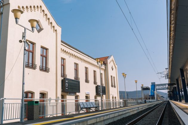 FOTO Calea ferată Simeria – Curtici – Frontieră: Pregătiri de recepție pe un subtronson de 36 kilometri