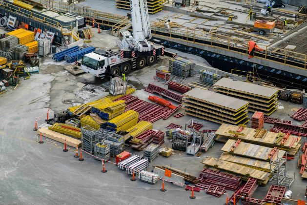 Războiul din Orientul Mijlociu crește prețul materialelor de construcții cu 15% în unele cazuri