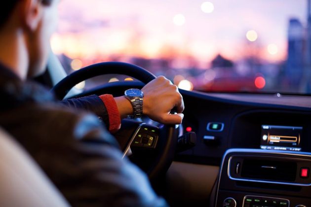 Percheziţii DNA la firme de ride-sharing din Bucureşti într-un dosar de evaziune fiscală