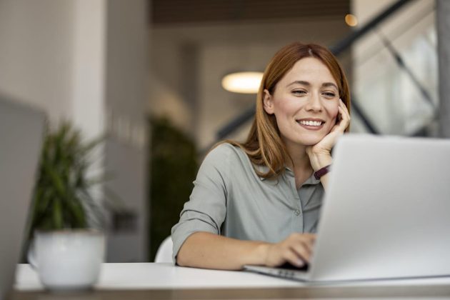 Cum te ajută un cont online să îți gestionezi eficient un credit de nevoi personale