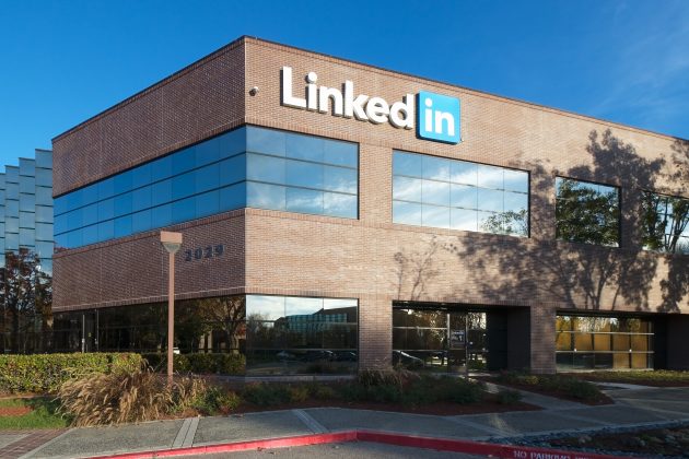 LinkedIn pregătește concedieri – surse Reuters