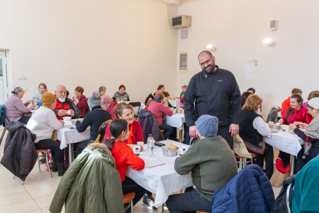 Furnizorii privați de servicii sociale solicită consultări înaintea adoptării de măsuri pentru reformarea sistemului
