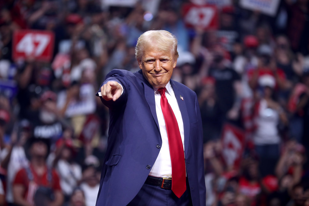 Trump sugerează redenumirea Strâmtorii Ormuz în „Strâmtoarea Trump”