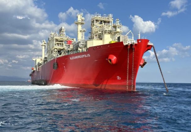 Premier Energy a început să aducă gaze lichefiate (LNG) din Grecia