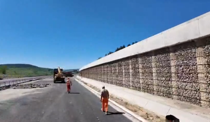 VIDEO Autostrada Transilvania: Umbrărescu, aproape de finalizarea lucrărilor și pe tronsonul Nădășelu – Zimbor