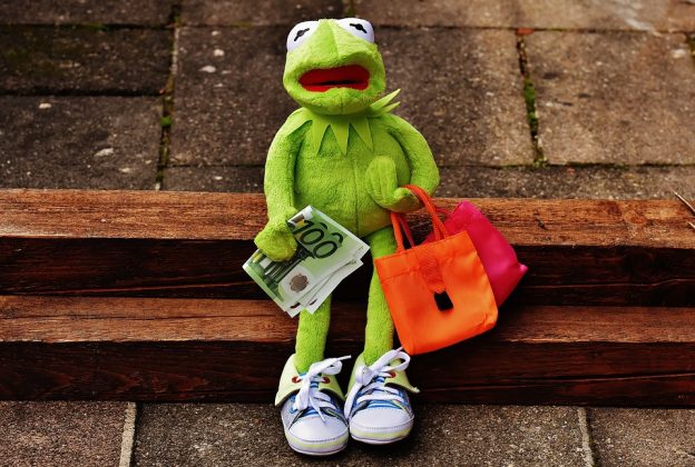 Europa se pregăteşte de o potenţială criză a costului vieţii. Perspectivele economice ale UE, umbrite de efectele războiului din Iran