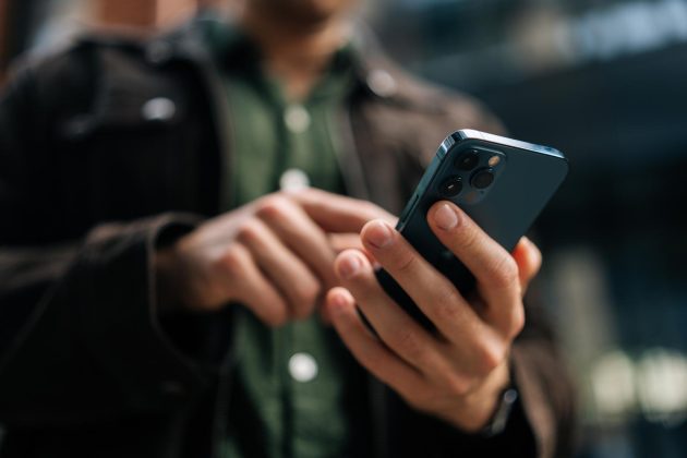 Cele mai bune aplicații mobile banking în România în 2026
