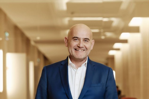 Directorul de comunicare al grupului Renault va conduce și divizia din Spania a producătorului francez