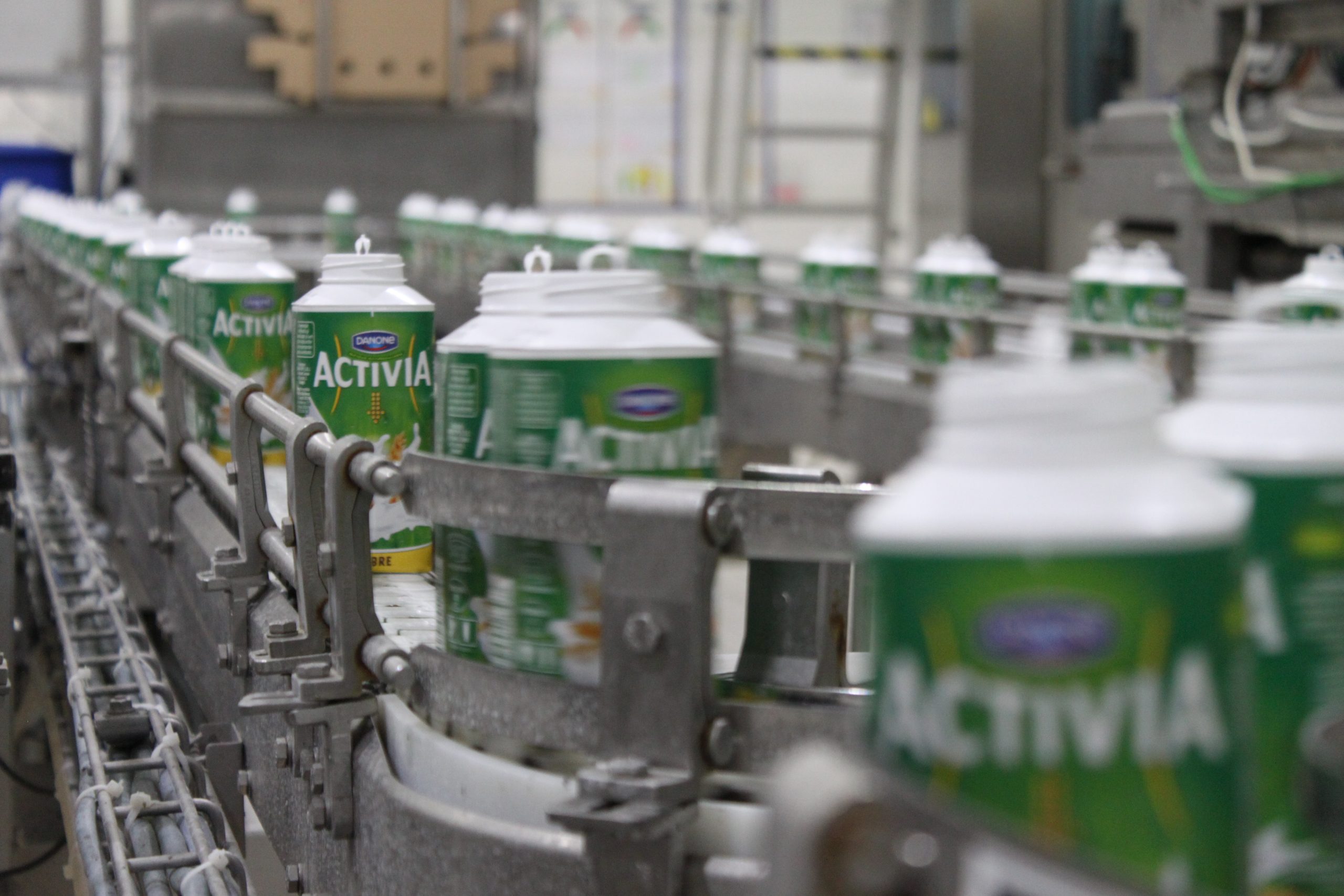 Danone a investit 10 milioane de euro în fabrica de la București pentru a  putea exporta mai mult. Livrează în 18 țări - Economica.net