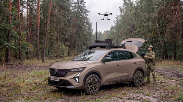 Economie de război în Hexagon: Renault, Forvia și Valeo pot prelua asamblarea în masă a dronelor