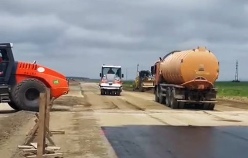 VIDEO Primul tronson de autostradă din județul Iași, pregătit pentru asfaltare