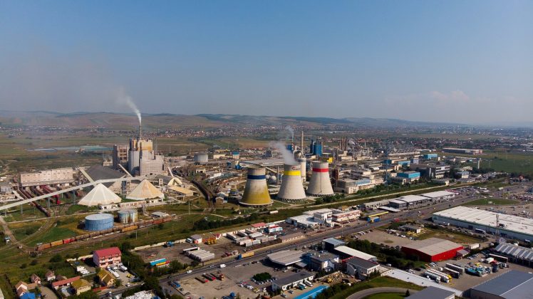 Combinatul Azomureș în timpul procesului de producție a îngrășămintelor agricole, după preluarea de Romgaz în România. | sursa foto: Economica