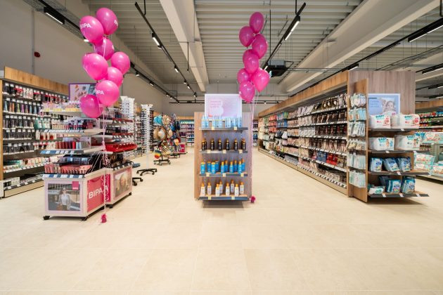 Concurentul DM se extinde la braț cu Penny Market. Magazine BIPA noi în Jumbo Center