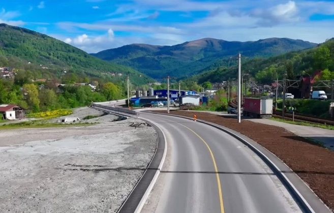 VIDEO Centura Comarnic: Șeful CJ Prahova somează constructorul să finalizeze lucrările în august. Constructorul: În august vom fi la 90%