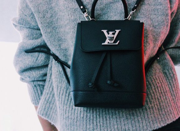 Românii nu se opresc din cumpărat: Ce afaceri record generează singurul magazin Louis Vuitton din țară pentru cel mai bogat om din Europa