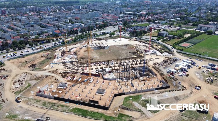 VIDEO Stadionul ”Nicolae Dobrin” din Pitești prinde contur. Cum mai arată prima arenă exclusiv „verde” din România