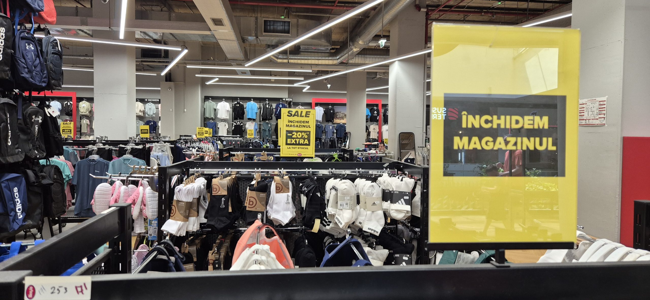 Major changes in Romanian malls: British group Frasers takes over Hervis stores