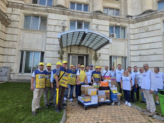 Sindicatele critică legea salarizării din învățământ și cer corecturi