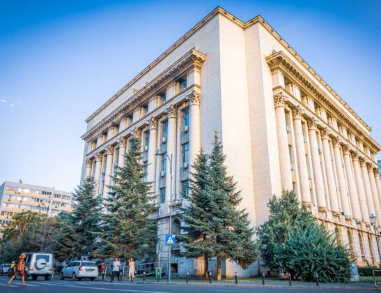 Ministerul Muncii a publicat în dezbatere noul proiect al Legii salarizării pentru personalul plătit din fonduri publice