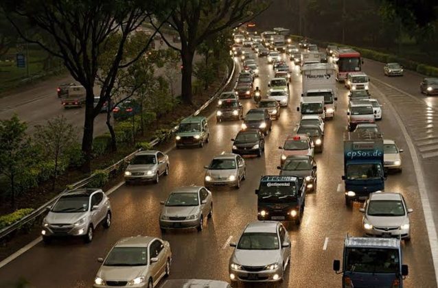 Orașul în care taxa pentru a deține o mașină costă cât un apartament sau patru vehicule noi
