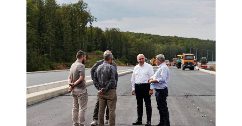 FOTO Autostrada A3 Transilvania: Bolojan a vizitat vineri șantierele lui Umbrărescu. Care mai este stadiul lucrărilor