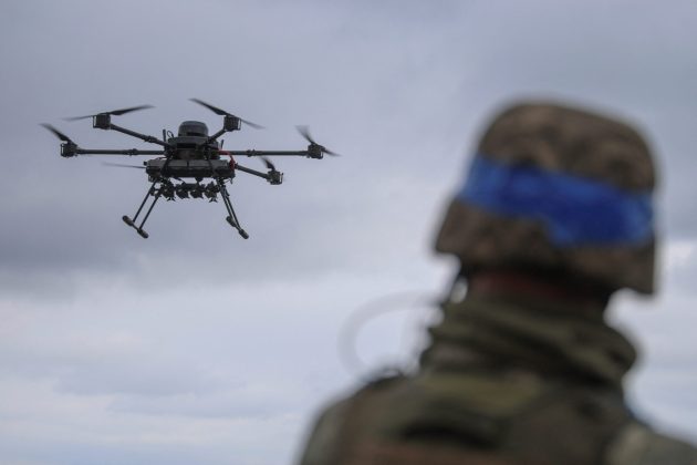 Germania finanţează achiziţia a 50.000 de drone de atac pentru Ucraina (sursă Reuters)