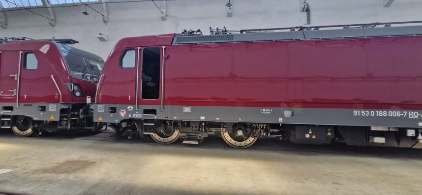 FOTO Primele cinci locomotive Alstom livrate României au fost recepționate