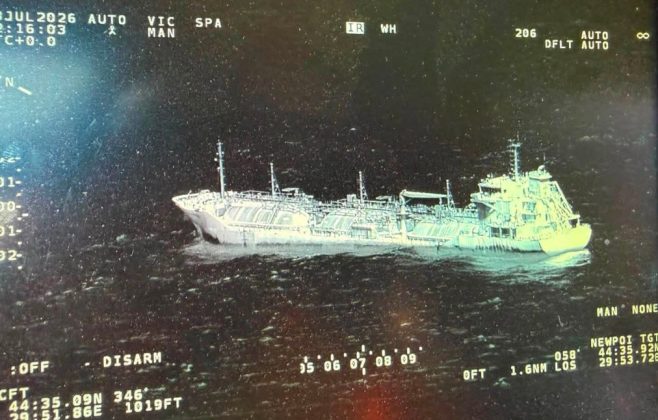 Navă-gigant avariată în Marea Neagră, aproape de țărul românesc. DSU anunță că ar putea fi fost lovită de o dronă