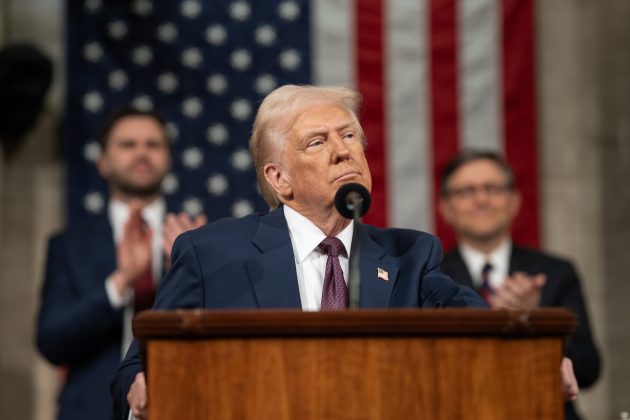 Trump anunță că va declasifica documente care arată „vulnerabilități șocante” în sistemul electoral al SUA și acuză China de „cel mai mare atac cibernetic din istorie”