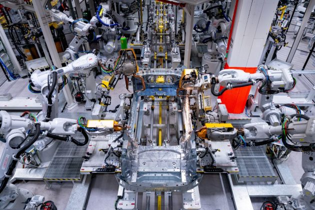 Geely vrea să producă mașini în fabricile europene ale Volvo. Strategia chinezilor pentru extinderea pe piața UE