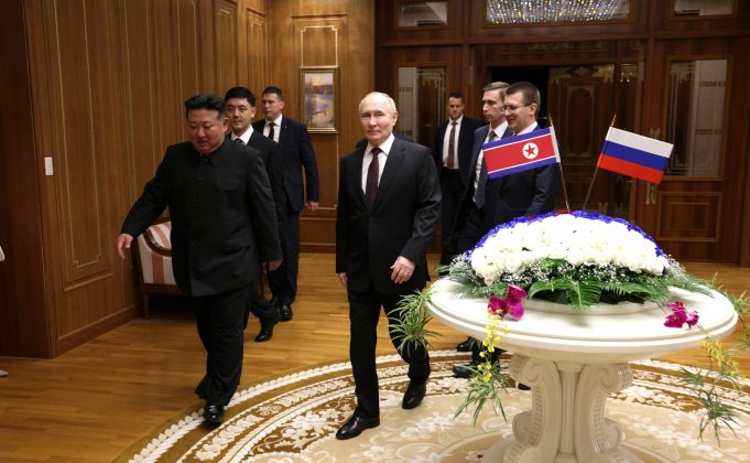 Putin spune că Rusia și Coreea de Nord își coordonează eforturile pentru a asigura securitatea și stabilitatea regională, într-un mesaj transmis către Kim Jong-un