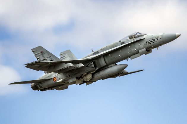 Imagini cu avioanele F-18 care au distrus drona de la Galați – FOTO NATO