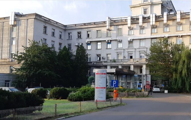 Incendiu la Institutul Clinic Fundeni. 37 de pacienţi, evacuaţi