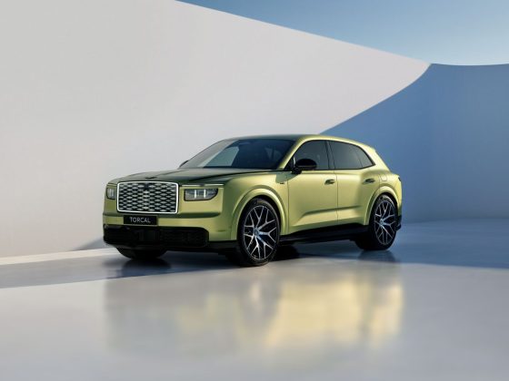 Bentley lansează Torcal, modelul electric cu preț accesibil
