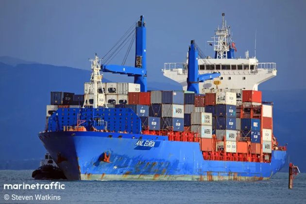 O navă portcontainer plecată din China a ajuns în Marea Britanie miercuri, urmând ruta arctică