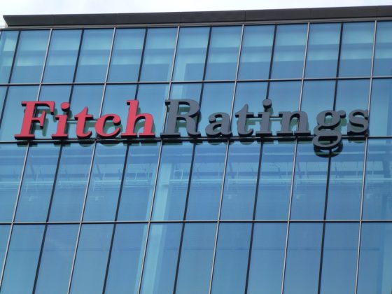 Avertisment foarte sever transmis de Fitch. România ar putea fi retrogradată la „junk” dacă criza politică se prelungește