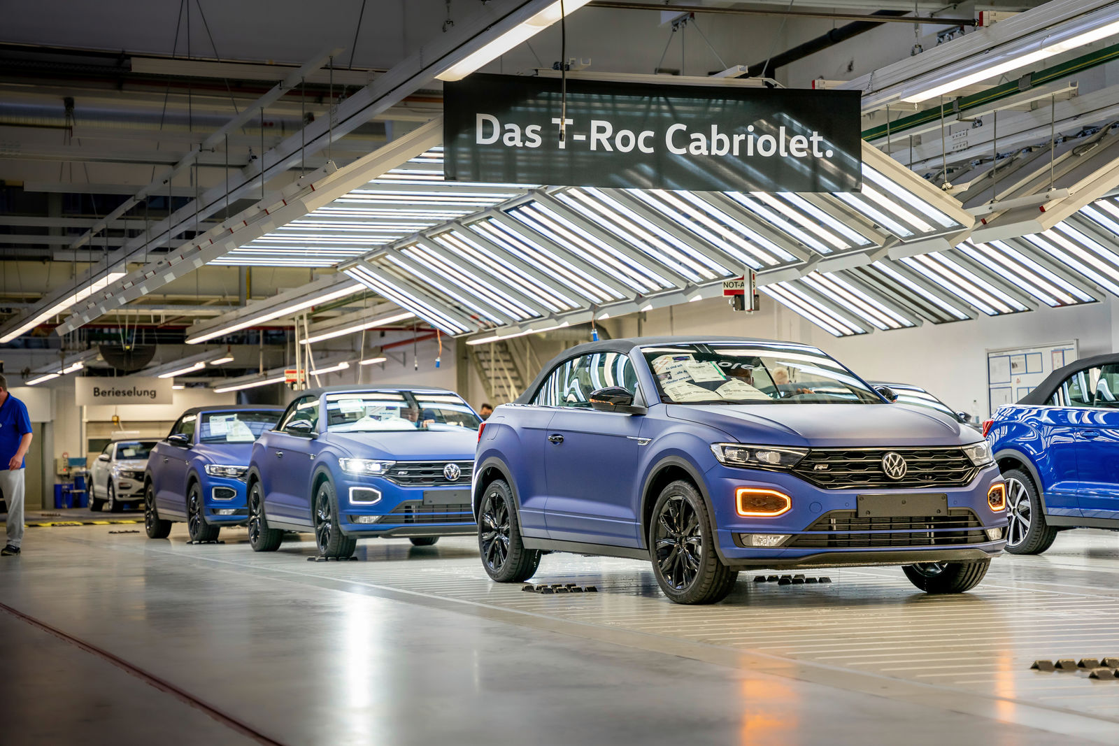 Volkswagen discută vânzarea uzinei din Osnabrück și orientarea ei spre apărare