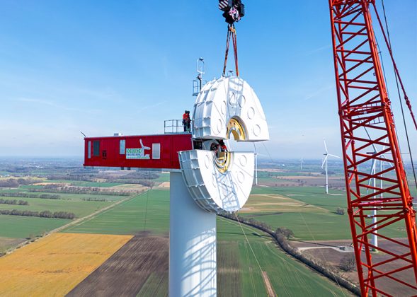 PREMIERĂ Vin cele mai mari turbine eoliene puse vreodată în România, de 7 MW una Acord semnat cu germanii de la Enercon pentru un nou parc eolian din Dobrogea, Cobadin 1 Va fi gata la anul