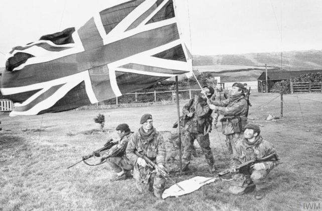 Un nou război la orizont? Argentina vorbește din nou despre insulele Falkland, “vânt favorabil”