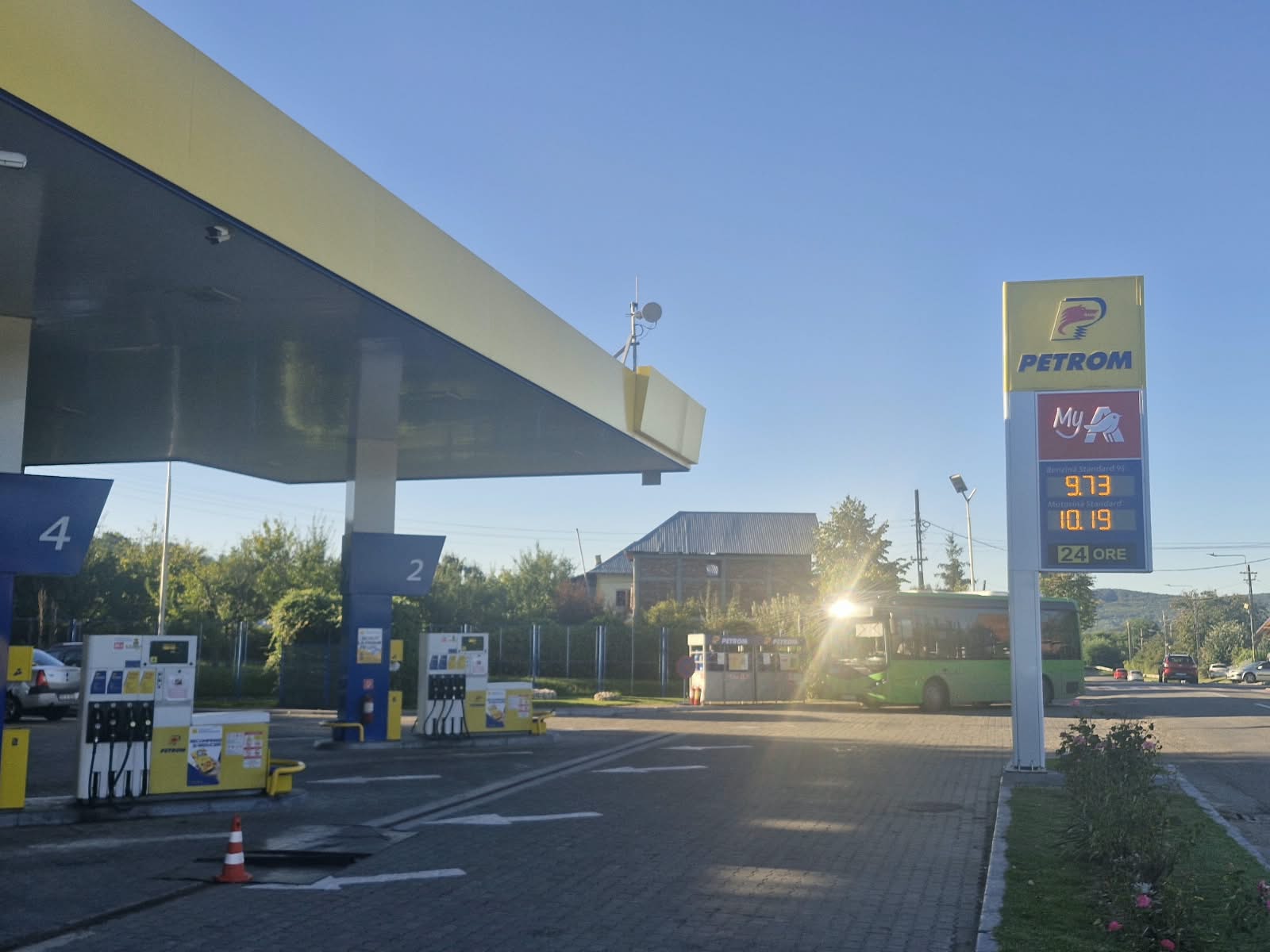 OMV Petrom majorează prețurile la benzină și motorină, iar benzina atinge un record
