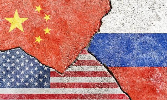 Moscova nu exclude posibilitatea unei întâlniri trilaterale între președinții Rusiei, SUA și Chinei