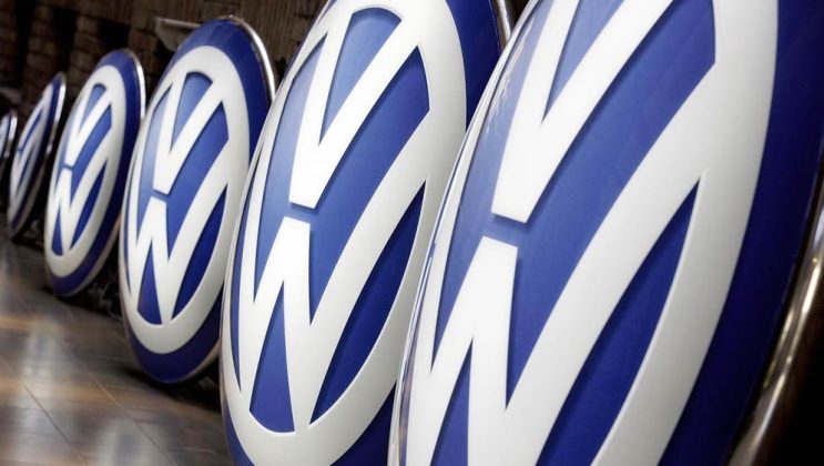 Prăbușirea unui gigant. Volkswagen închide patru uzine din Germania şi taie 50.000 de locuri de muncă