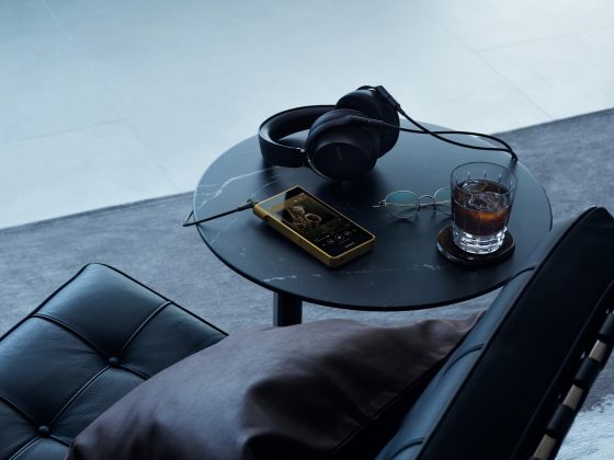 Sony extinde gama premium Walkman cu două noi playere audio digitale din seria Signature