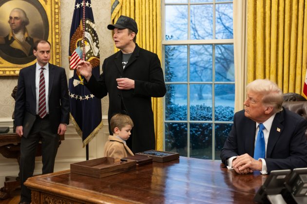 Donald Trump susține că va rezolva orice problemă de acces la rețeaua Starlink în Ucraina