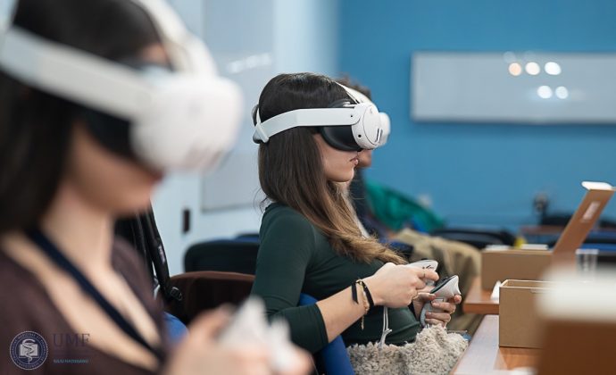 România contribuie la formarea unei noi generații de specialiști în neurotehnologie. UMF „Iuliu Hațieganu” din Cluj-Napoca dezvoltă un program de master alături de alte șase universități din Europa