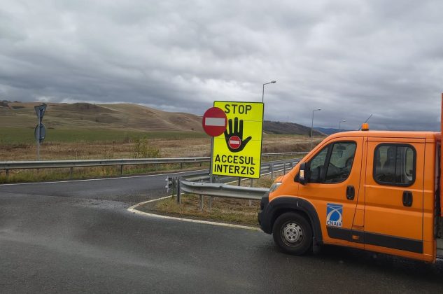 FOTO Indicatoare suplimentare montate pe autostrăzi din vestul țării, pentru prevenirea intrării pe contrasens