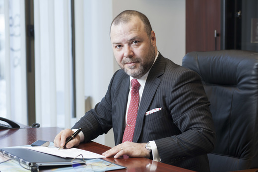 Dezvăluire a directorului asociației băncilor despre Guvernul Ciolacu . Dănescu, ARB: Ne-am dus și am propus să plătim voluntar 1% pe cifra de afaceri. A doua zi am fost anunțați că vom plăti 2%. Apoi 4%